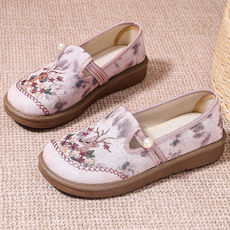 Zapatos de mujer nuevo estilo salvaje verano estilo étnico zapatos bordados viejos zapatos de tela de Beijing zapatos Hanfu de mujer zapatos casuales de madre
