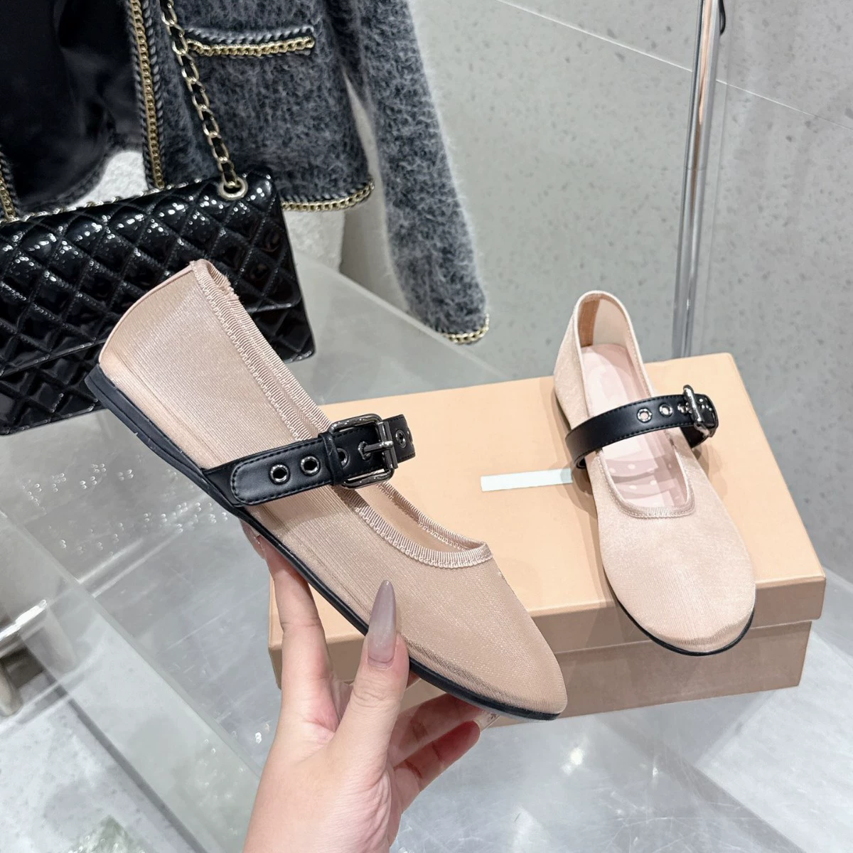 High-end version ~ 2025 new hollow flat-soled Mary Jane shoes buckle one-strip mesh ballet shoes single shoes for women