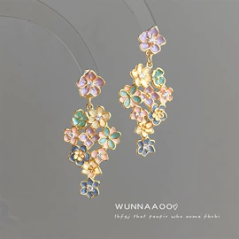 耳钉;耳环;戒指