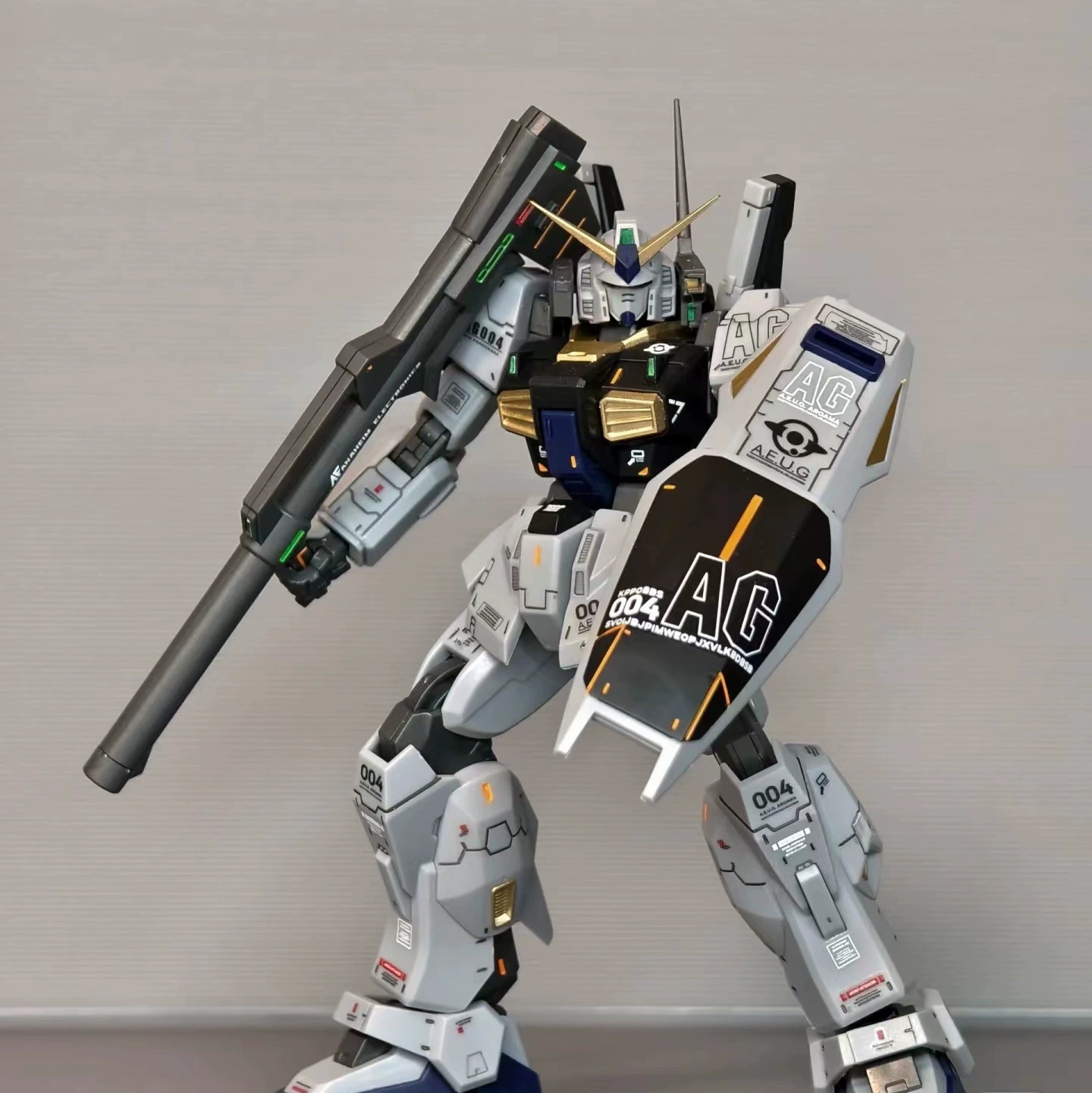 Gundam assembly model HG attack free series mecha model Babatos figure toy boy