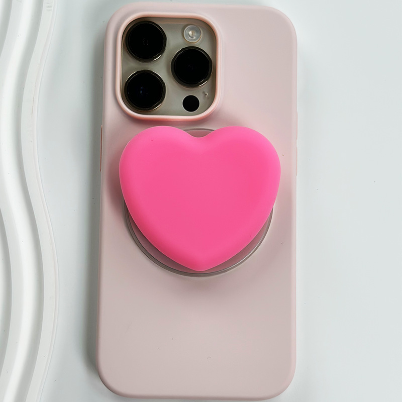Heart-shaped magenta bracket
