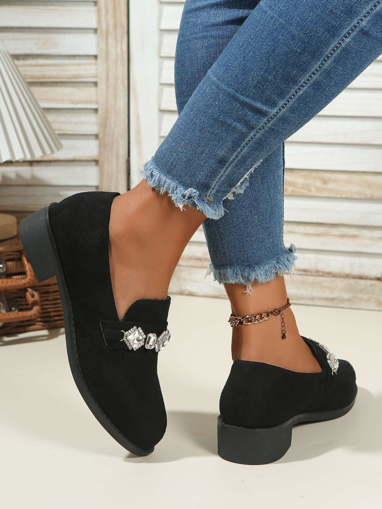 Damen Loafer Aus Wildleder Mit Strass Und Blockabsatz Britisch_voghion.com