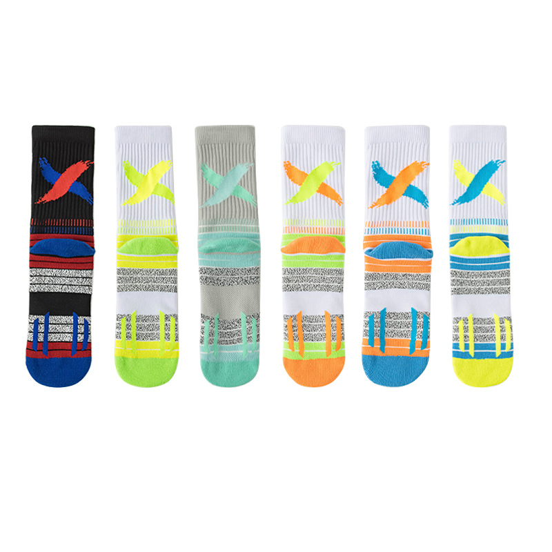 Calcetines de baloncesto toallas para hombres, calcetines transpirables de primavera, calcetines deportivos al aire libre antideslizantes, calcetines de montaña, calcetines para hombres