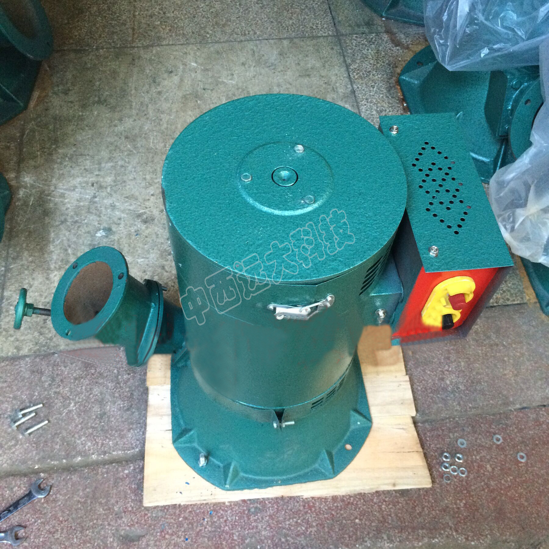 三相水力发电机斜击式 型号 M317147  库号 M317147