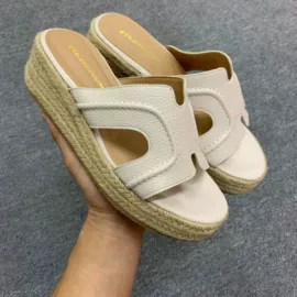 女式时装单鞋;女式皮靴;乐福鞋