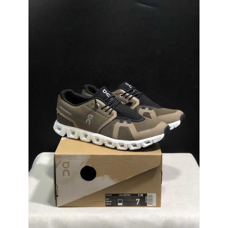 X5—갈색과 흰색