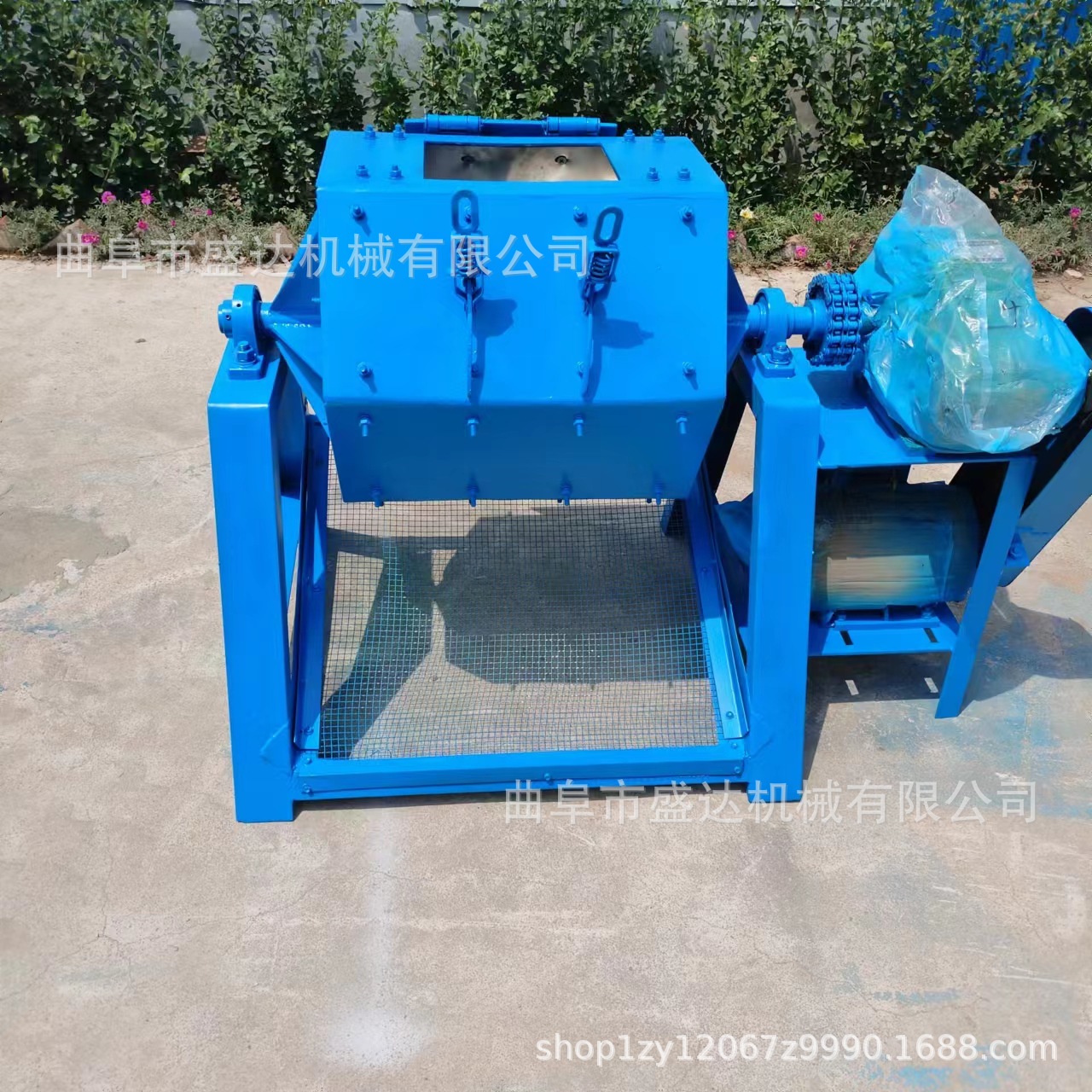 供应小型六角抛光机金属物料翻新除锈机生锈铜件批量研磨机现货