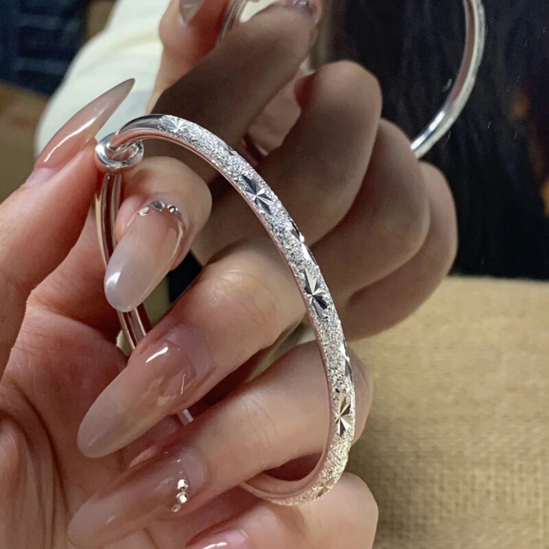 Gypsophila Bracelet for Women Ins Accessible Luxury Niche High-Looking Exquisite Versatile Adjustable Bracelet Bracelet for Besties Gypsophila Bracelet for Women Ins Accessible Luxury Niche High-Looking Exquisite Versatile Adjustable Bracelet Bracelet for Besties