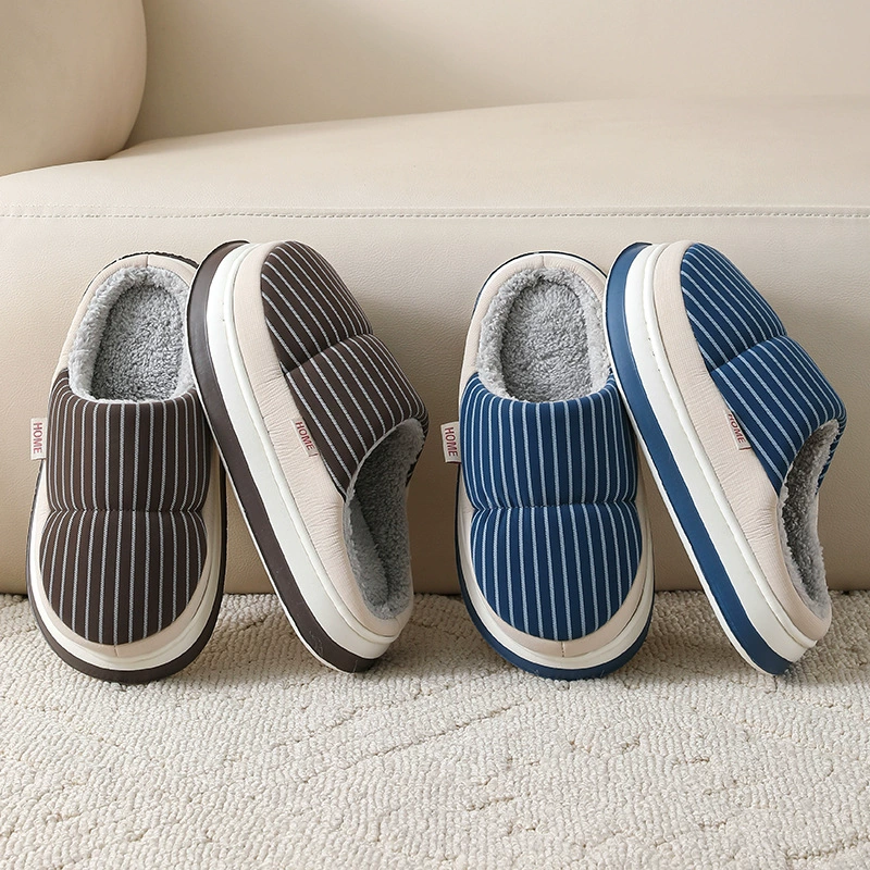 Хлопчатобумажные туфли осенние и зимние кожаные хлопчатобумажные тапочки женские толстые подошвы нескользящие домашние пары водонепроницаемые утолщенные мужские и женские тапочки