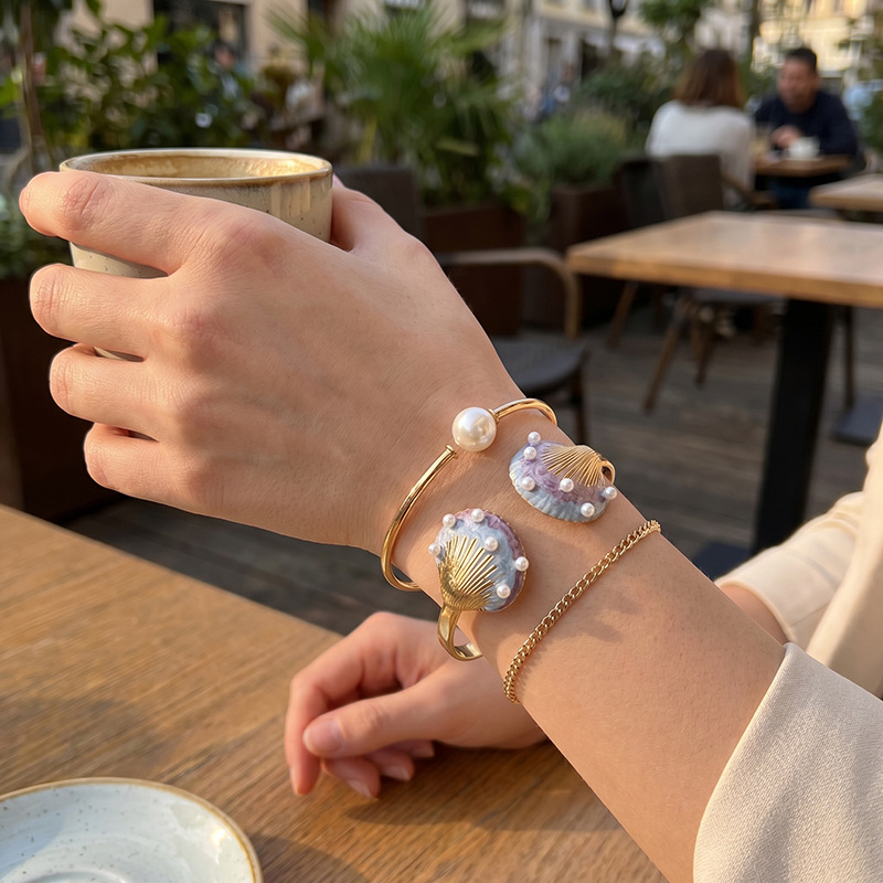 Tina Europa y los Estados Unidos transfronterizos de acero inoxidable pulsera de conchas de gradiente púrpura temperamento único exagerado moda moda joyería de mano mujer