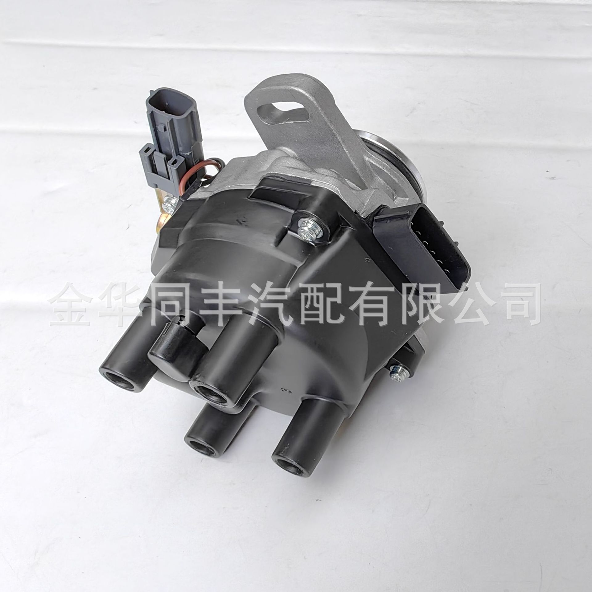 Cross-Border Applicable Nissan 22100-0m000 22100-0m001 22100-0m300 Distributor*