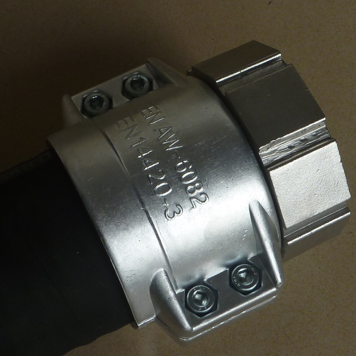 现货50*10铝合金安全管夹管箍管卡DIN2817安全管夹 输送挖掘设全