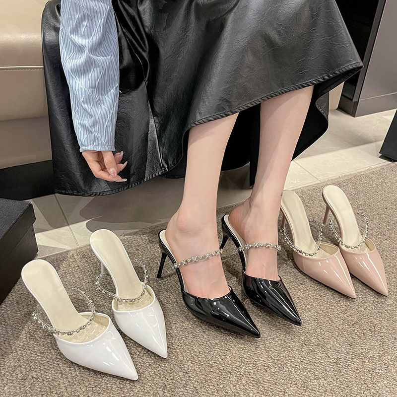 High-heeled toe slippers for women 2023 summer new style French rhinestone one-strap stiletto pointed toe patent leather half slippers_voghion.com