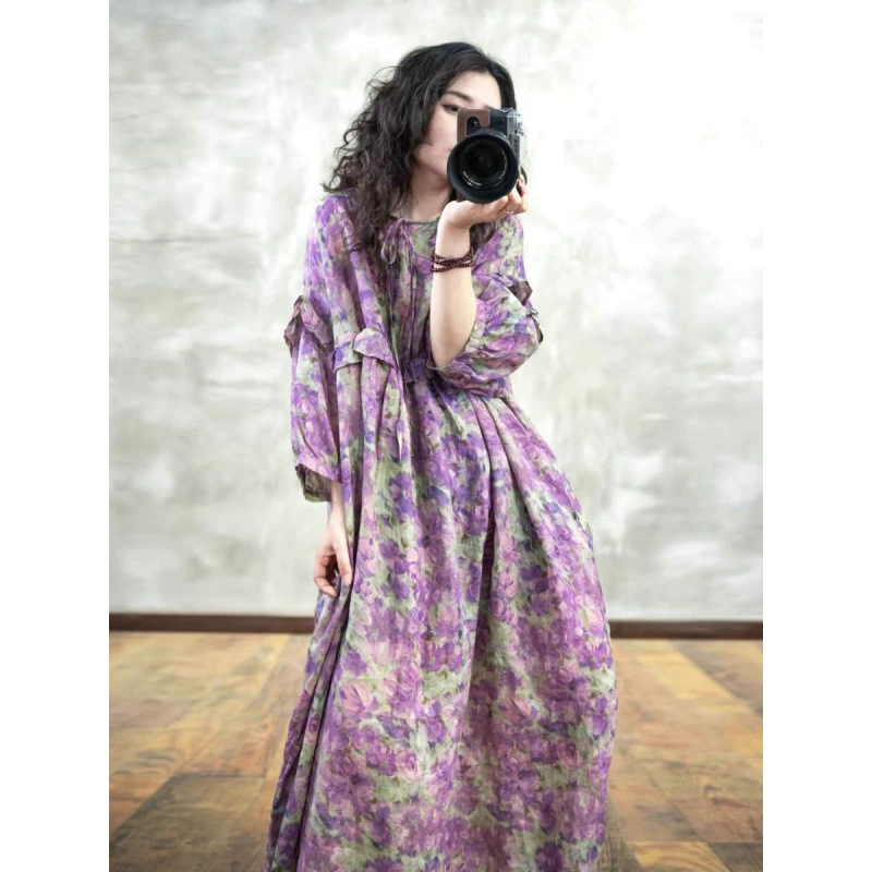 Романтическое кружевное сшитое платье с принтом