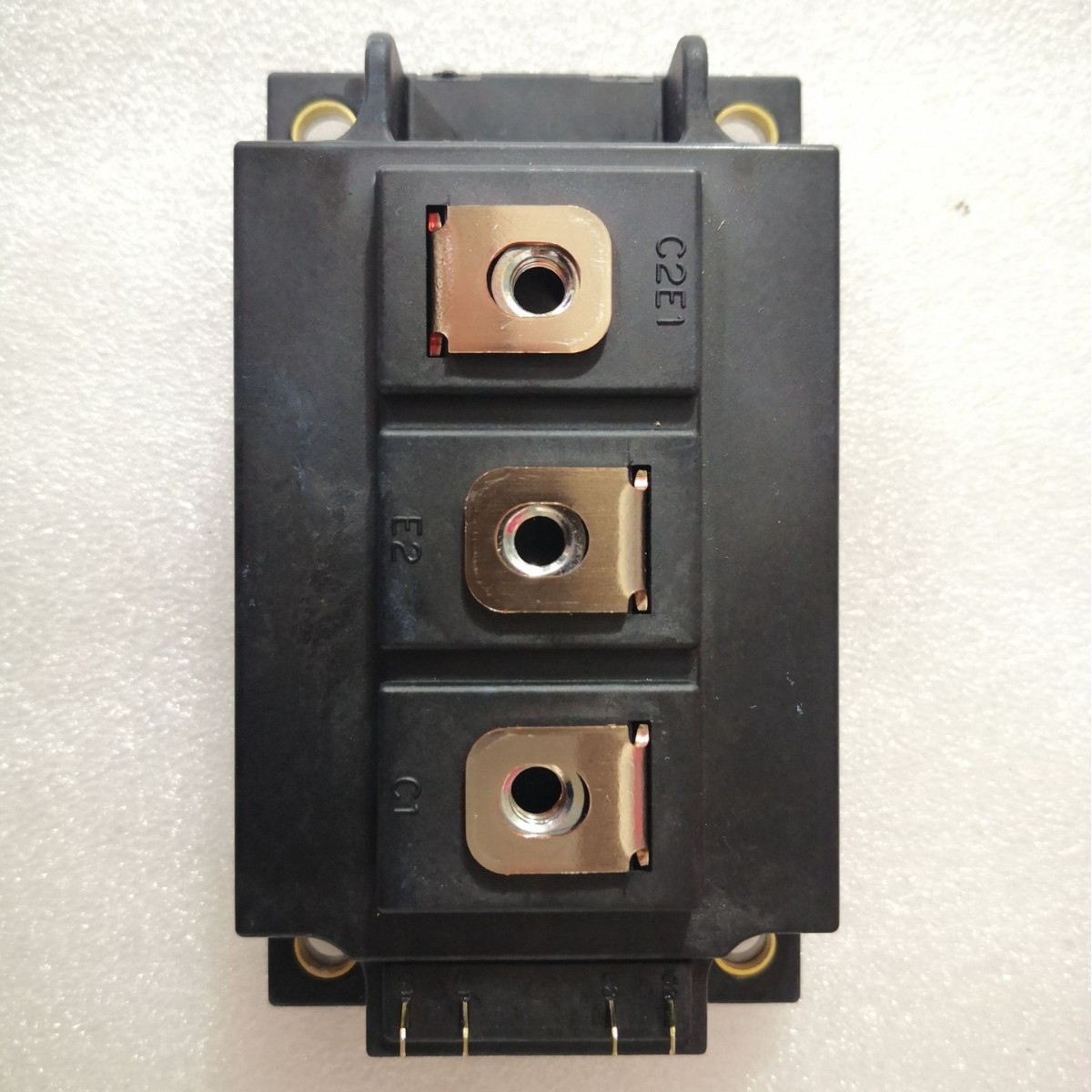 IGBT 2MBI300NB-060 300A 600V 模块 2MBI400NB-060  400A 600V