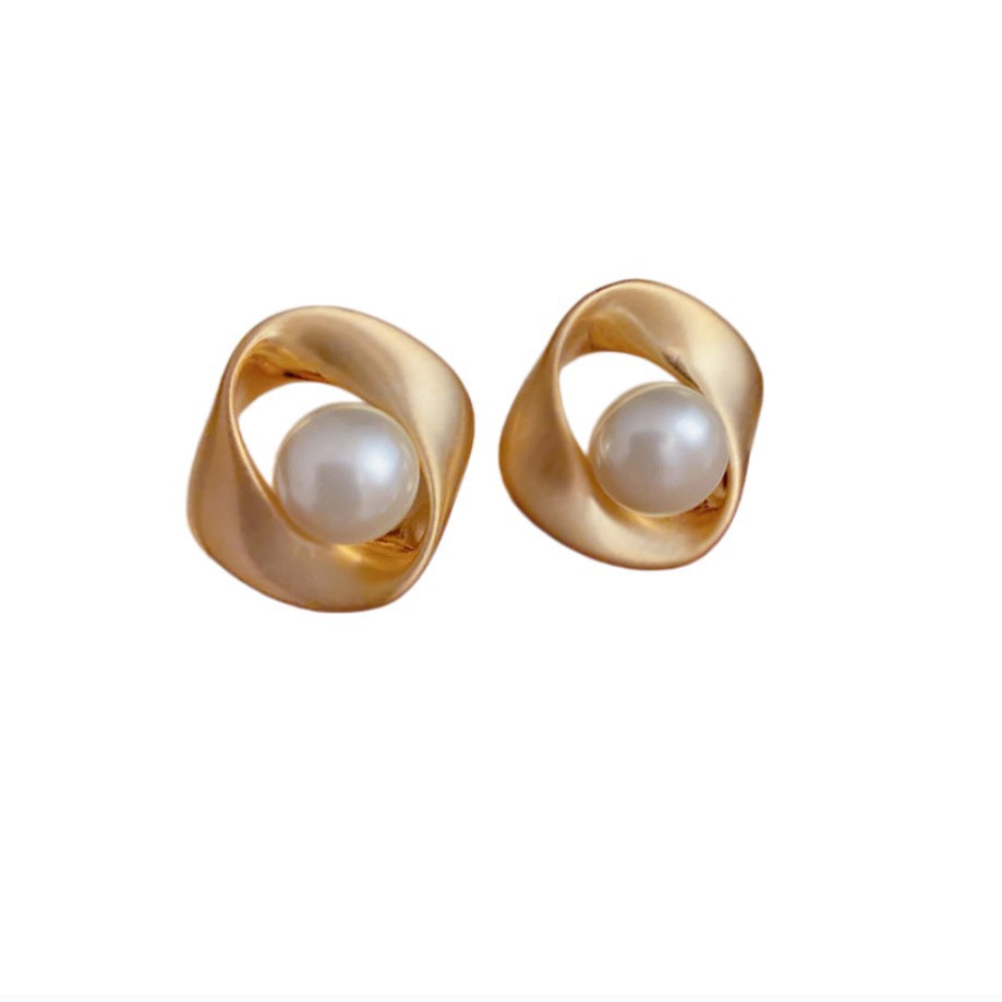 2026 nuevo anillo Mobius perlas perlas de alta calidad mate temperamento elegante simple perlas al por mayor
