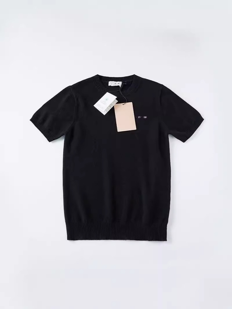 高バージョン春秋iu家の女性は、丸首の半袖ウールのカシミヤのミュウミュウミュウミュウのニットです。