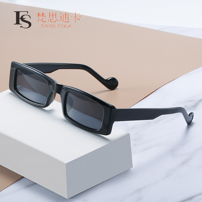 New European and American small frame sunglasses Liu Ding decorative sunglasses ladies cross-border foreign trade rectangular sunglasses M307