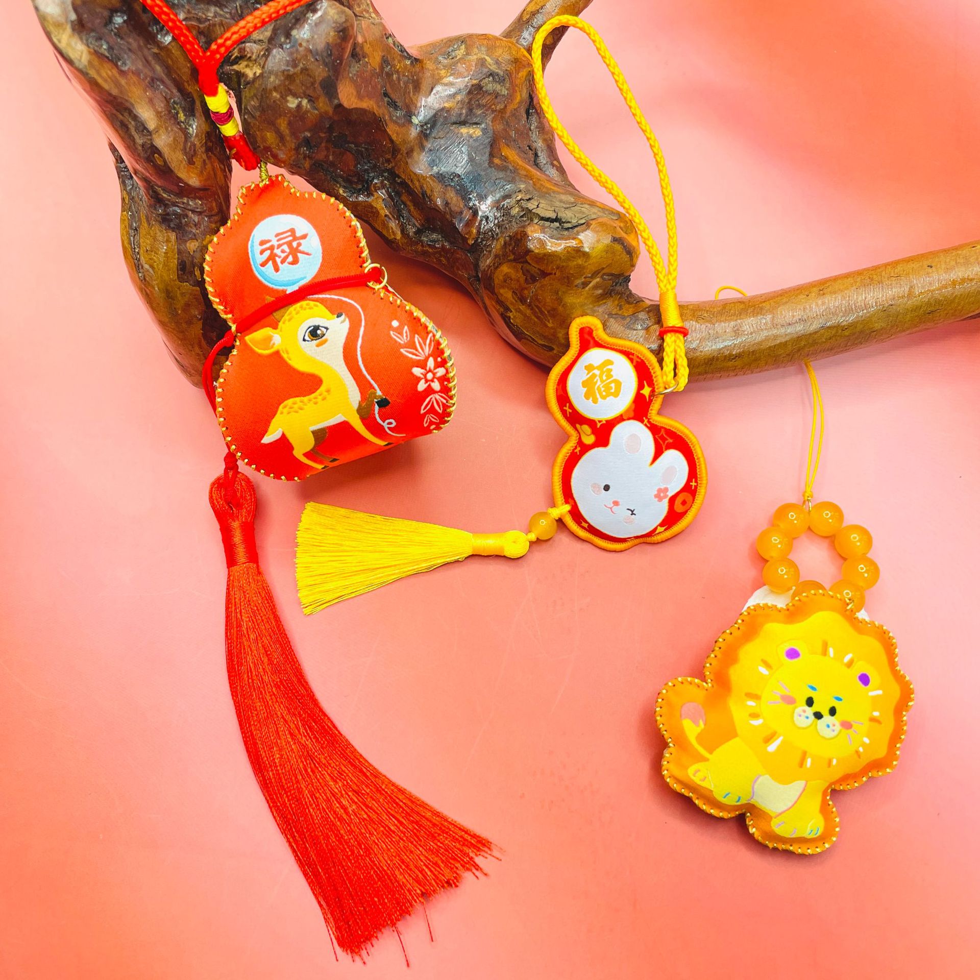 066ED8277F64B9A1DF2B908AF34C70