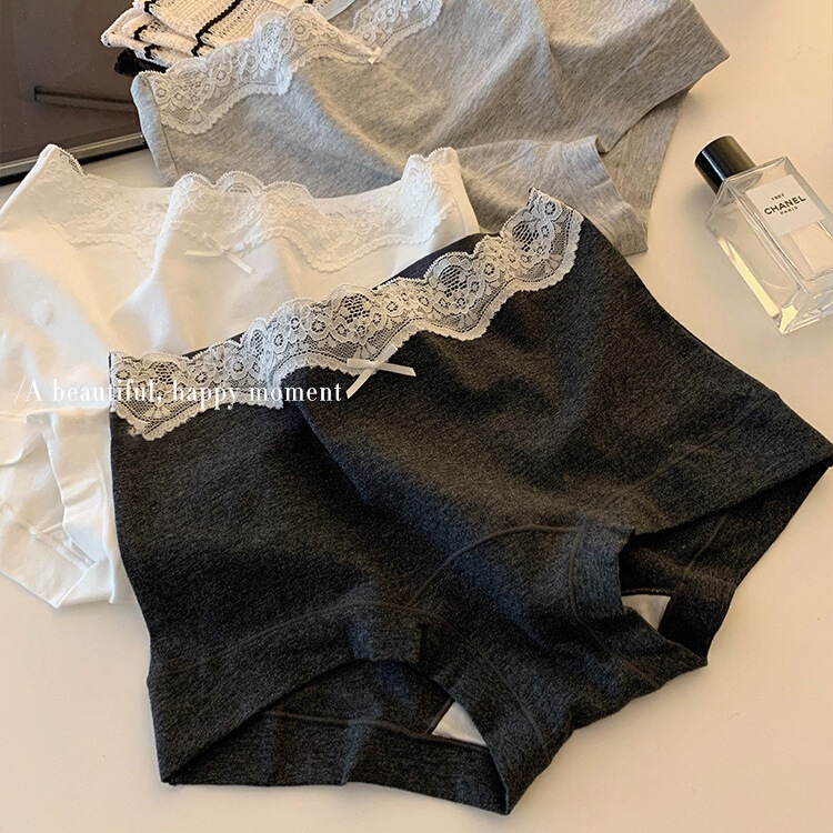 Flat angle lace underwear women's cotton antibacterial extended crotch belly sexy ladies seamless two-in-one safety pants wholesale