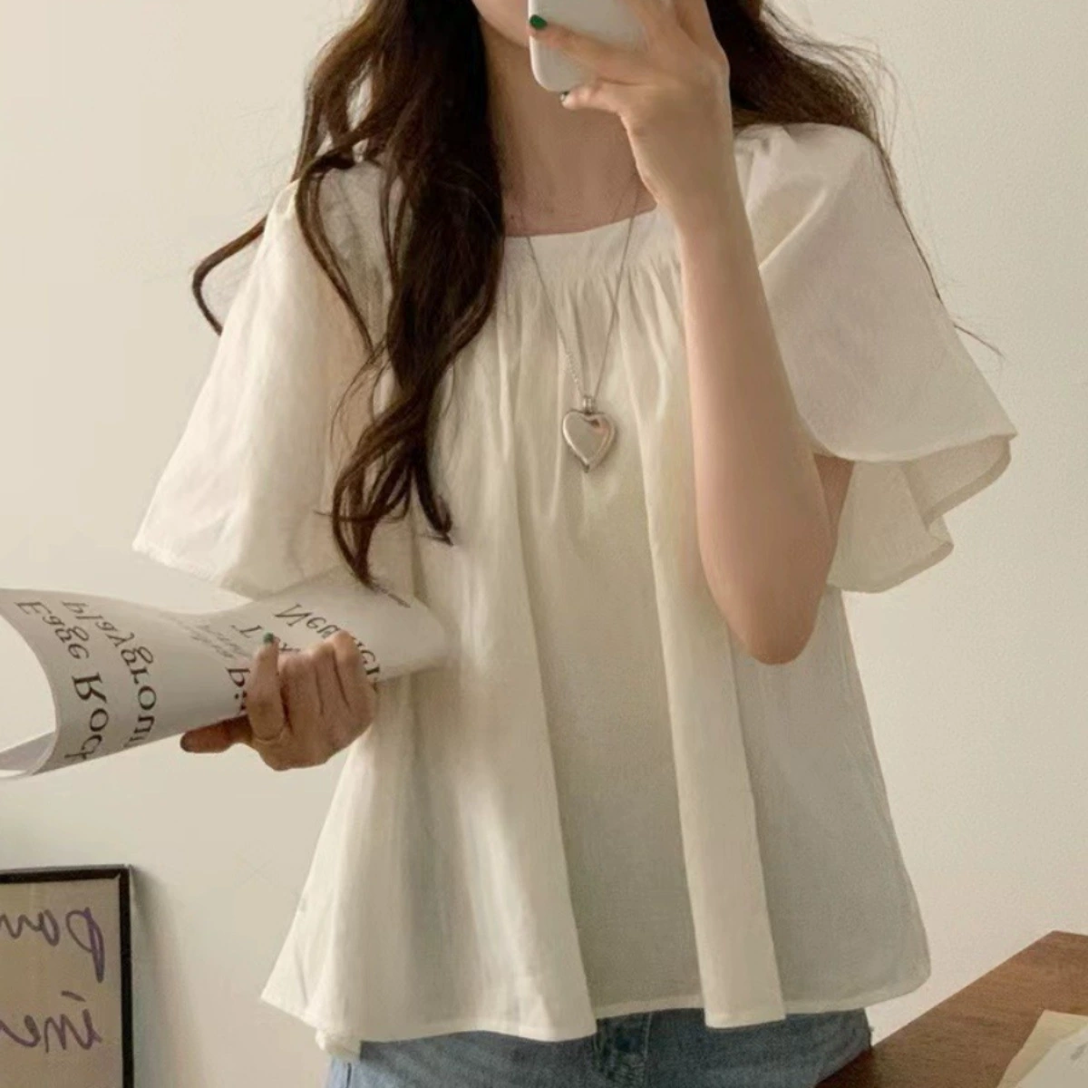 Южная Корея Dongdaemun 2025, новый летний стиль, французский квадратный воротник, свободная элегантная модная плиссированная рубашка с короткими рукавами, женские топы