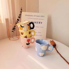 Ceramic hand-squeezed mug, beautiful bear tulip mug, cute cloud children's breakfast milk and water mug