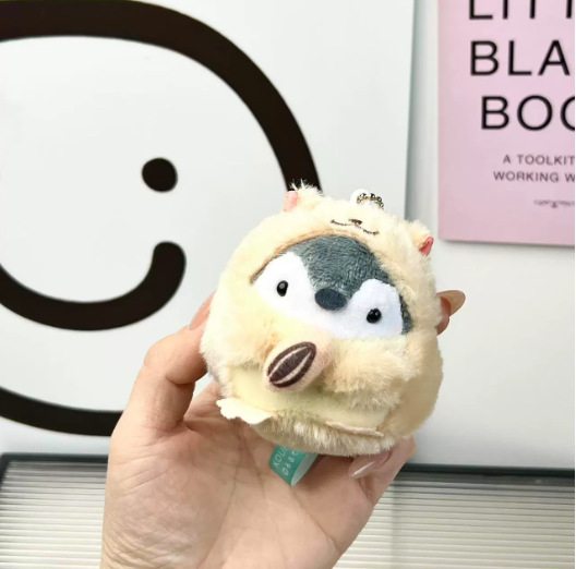 Pingüino de semillas de melón + cadena de perlas