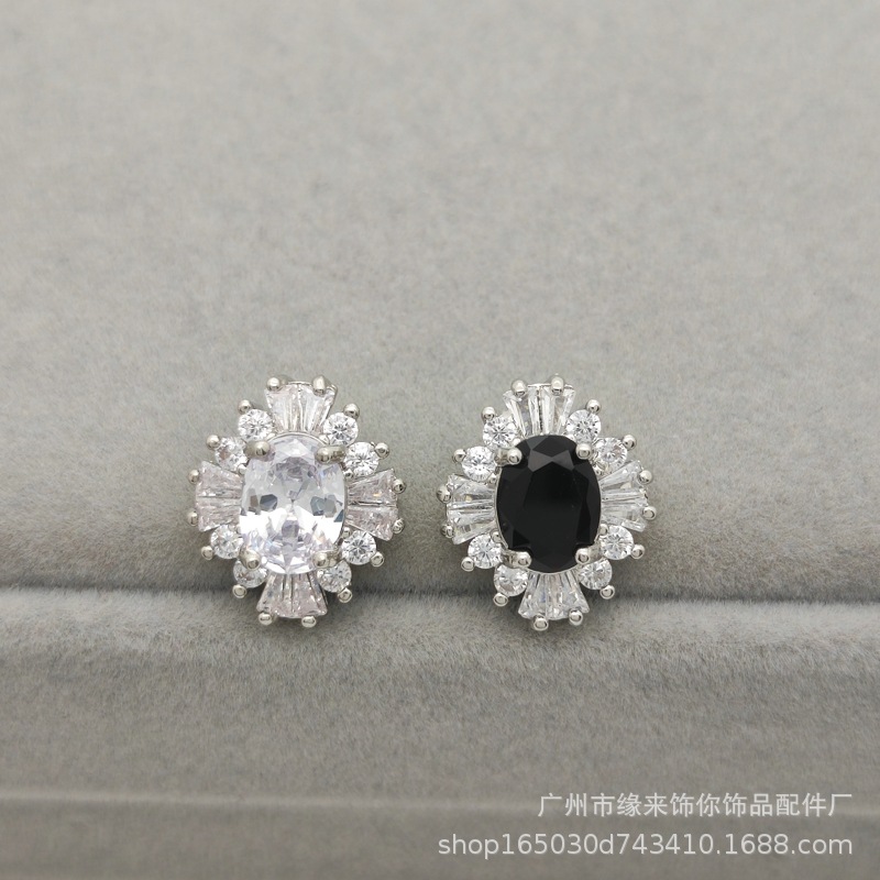 Two-color copper accessory with zircon
