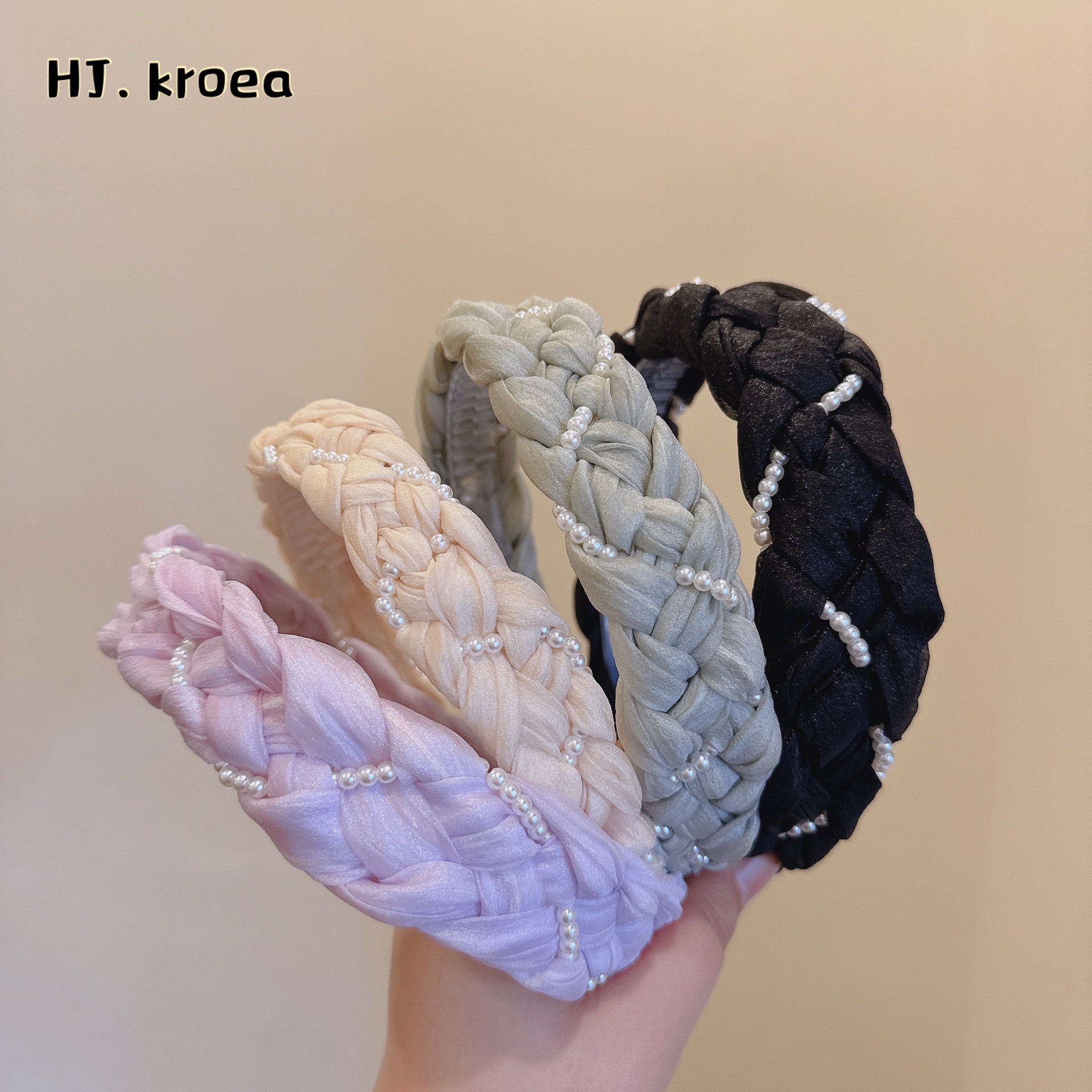 Korean-style temperament pearl sequin hand-woven rope pearl small Chanel-style headband hair clip Instagram trendy youthful and versatile