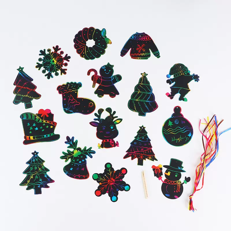 工厂批发圣诞异形炫彩画纸儿童绘画涂鸦圣诞树圣诞挂件创意装饰画