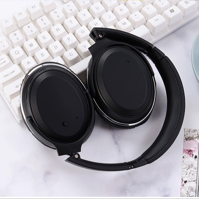 Handheld headphones, 2019, bluetooth