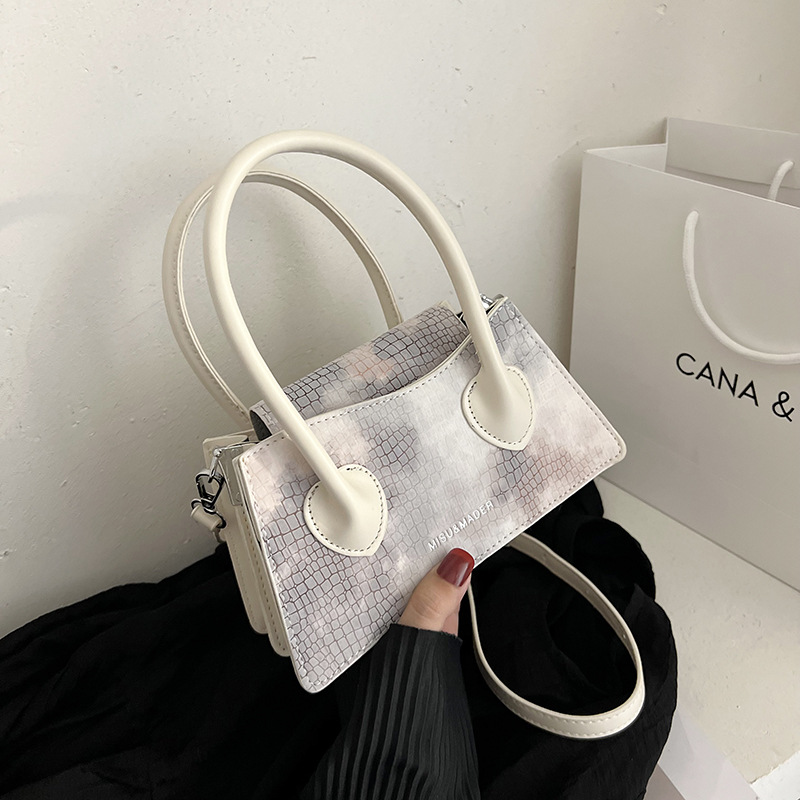 Frau Mittel Pu-Leder Krokodil Klassischer Stil Strassenmode Quadrat Magnetschnalle Umhängetasche display picture 21