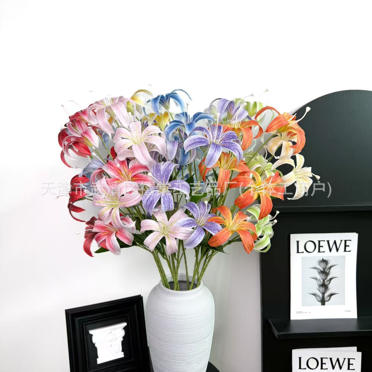 5头金百合仿真花百合花婚庆婚礼插花家居装饰客厅场景布婚庆专用