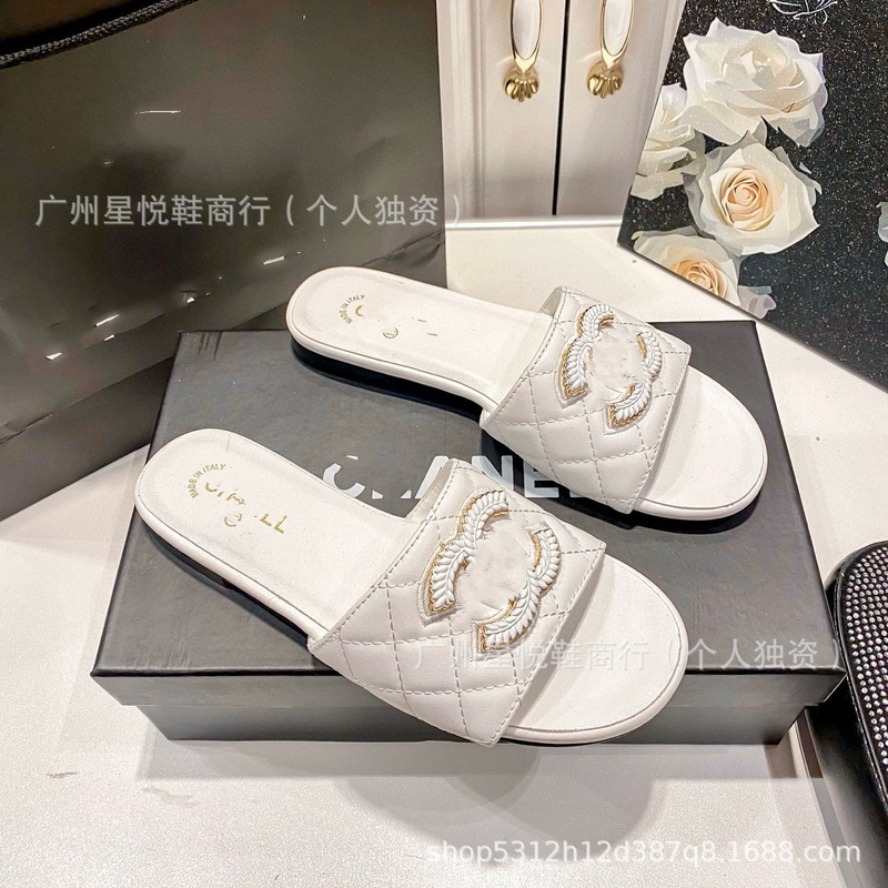 Xiangシリーズハイヒールフラット菱形チェーンバックルビーチサンダルアウターウェアレディース2025夏新作サンダルファッション婦人靴|undefined