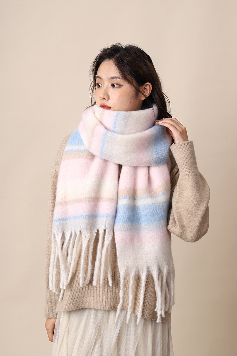 Écharpe en peluche mohair épaisse polyvalente pour femme Melad premium atmosphere en hiver 2024 nouvelle version coréenne pour l'automne_voghion.com