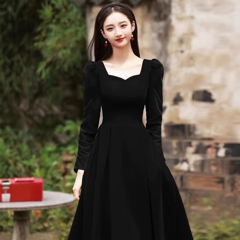 Hepburn-Style Black Evening Dress 2025 New Velvet Light Luxury Niche High-End Long Gown for Art Exams and Banquet Toasting Hepburn-Style Black Evening Dress 2025 New Velvet Light Luxury Niche High-End Long Gown for Art Exams and Banquet Toasting