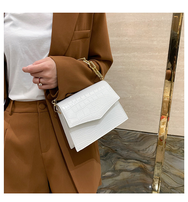 Popular new fashion chain handbags wide shoulder straps rhombus single shoulder messenger bagpicture2