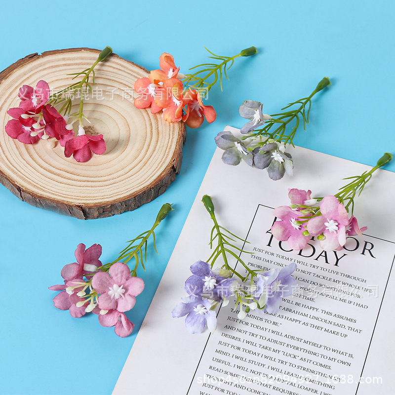 Ready-Made Artificial Flower Daisy Bouquet Ins-Style Small Grass Flower Fake Flower High-End Realistic Gift Box Decoration DIY Materials Ready-Made Artificial Flower Daisy Bouquet Ins-Style Small Grass Flower Fake Flower High-End Realistic Gift Box Decoration DIY Materials
