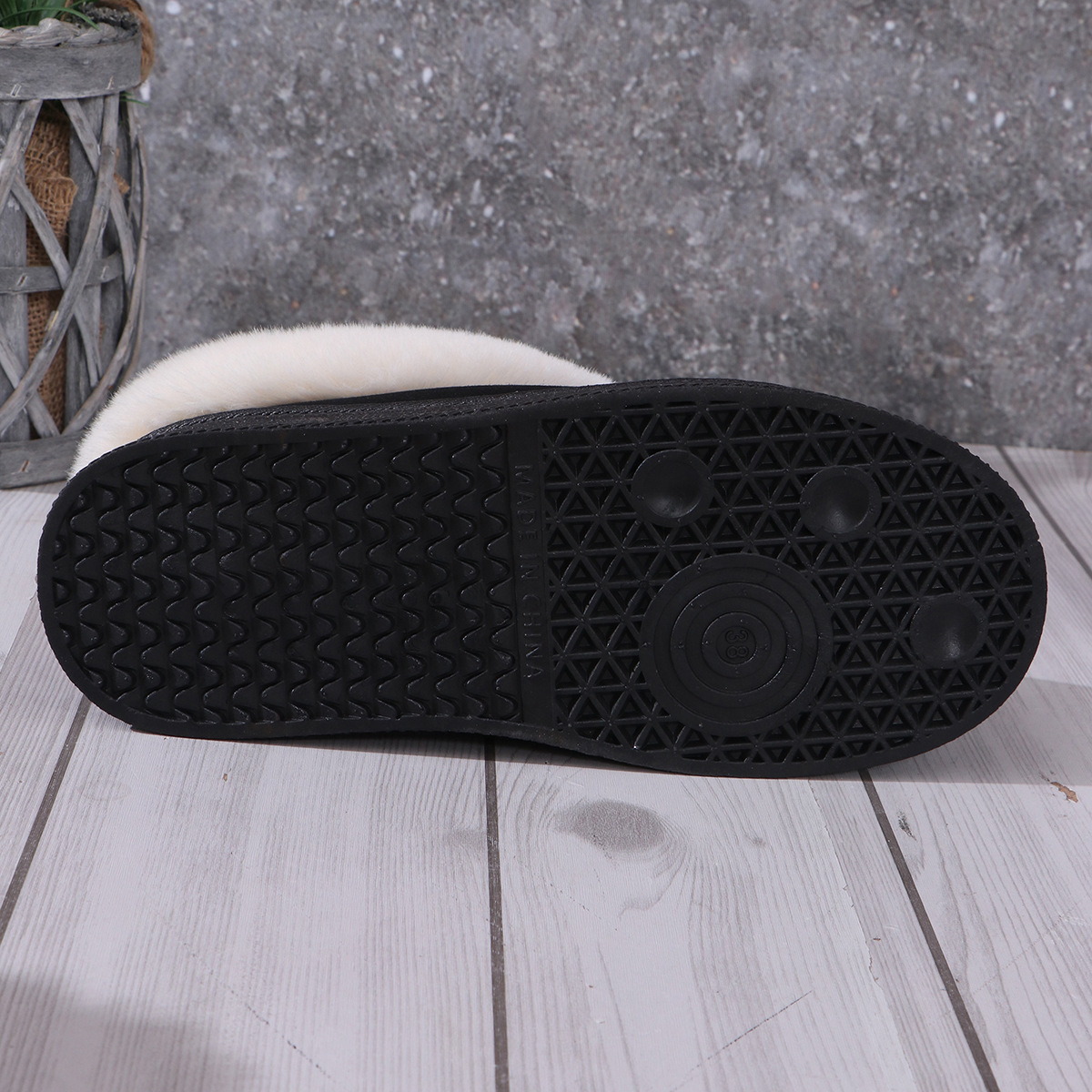 Padded home bag with men's and women's indoor and outdoor warm cotton slippers cotton shoes_viptrois.com