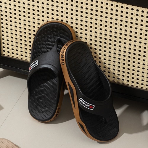 25 New Arrival Wholesale Flip-Flops for Men: Outdoor Casual Non-Slip Strappy Sandals, Fashionable Men's Beach Slippers