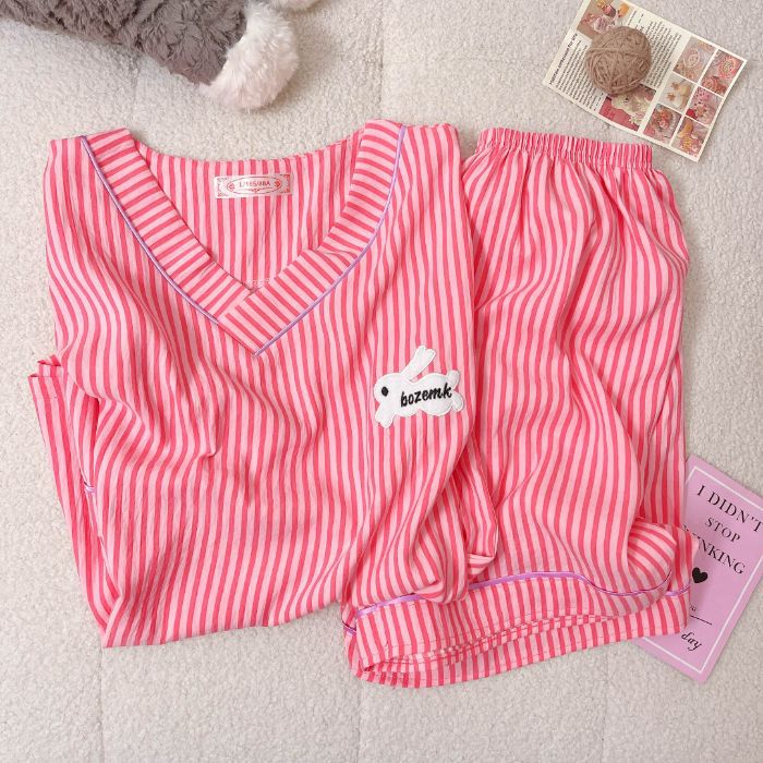 Vietnam transfronterizo transmisión en vivo estilo caliente verano con cuello en V nube pijamas de algodón pantalones de manga corta para mujer traje de servicio a domicilio para estudiantes de dibujos animados
