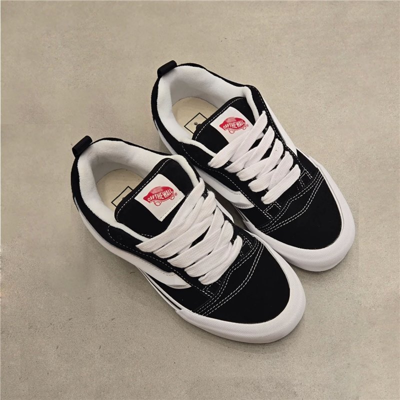 Vans Knu Skool classic retro black and white chunky sneakers for men and women, casual canvas shoes