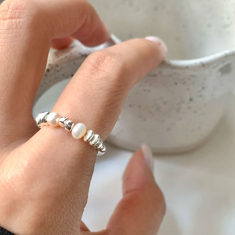 Simple Style Circle Silver Pearl Plating Rings 1 Piece display picture 3