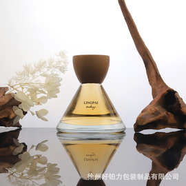 圆锥形透明香水瓶高档木盖子喷雾瓶可做标签LOGO玻璃空瓶子可喷色