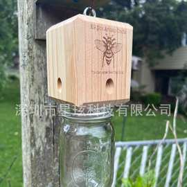 跨境新款木制 Carpenter Bee Trap 花朵蜜蜂园林摆件饮水器