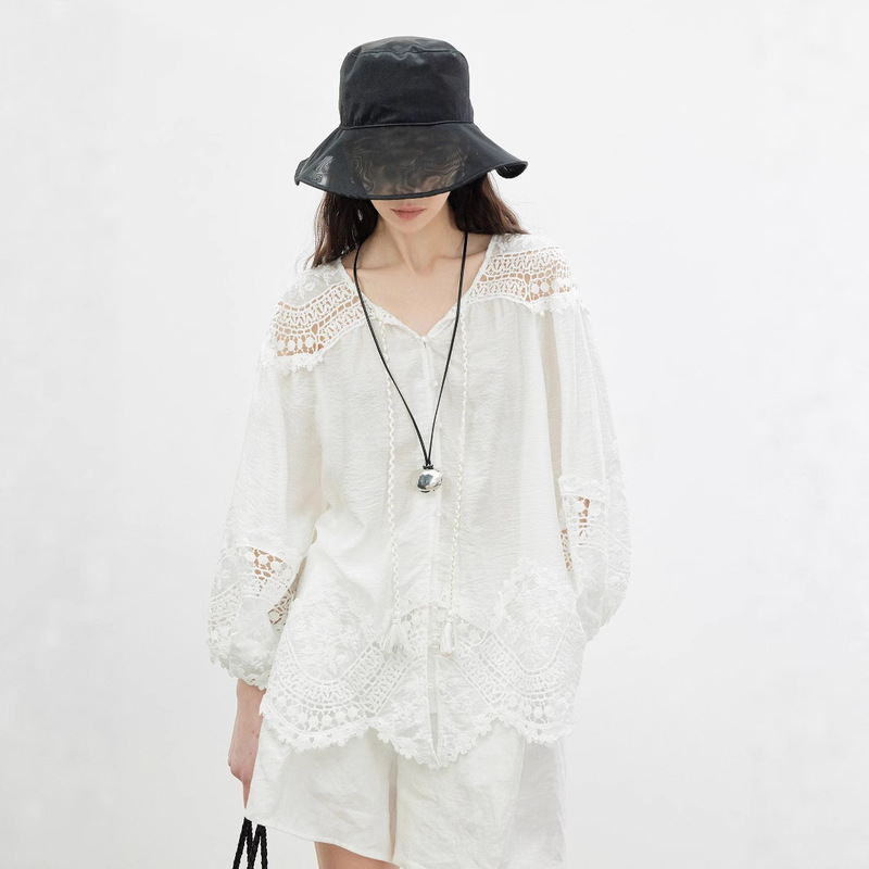 2025 Shenzhen Nanyou Women's Original Design New French Lace Pattern Hollow Embroidery Loose Cotton Shirt 2025 Shenzhen Nanyou Women's Original Design New French Lace Pattern Hollow Embroidery Loose Cotton Shirt