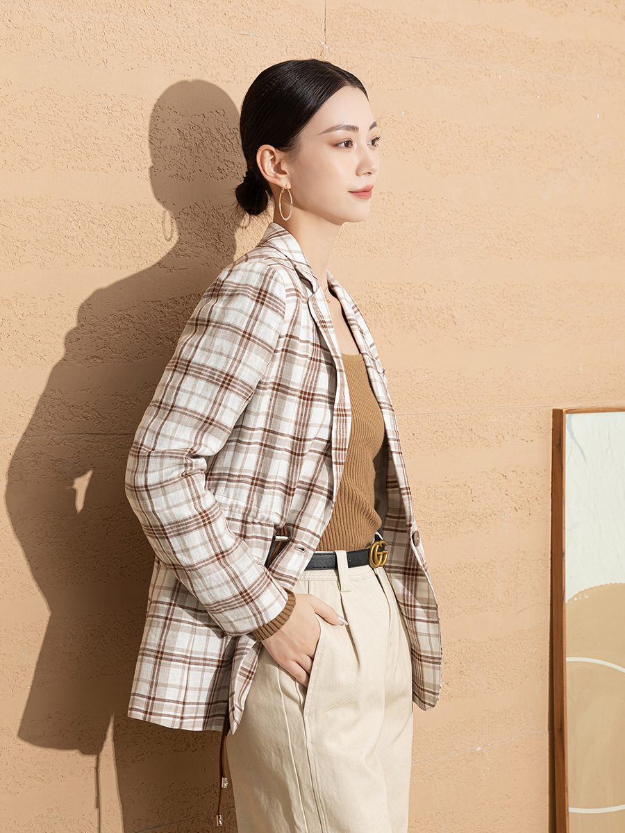Áo blazer nữ vải lanh kẻ caro thiết kế độc đáo dáng ngắn — Ca rô