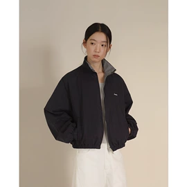 女式衬衫;女式针织衫;休闲裤
