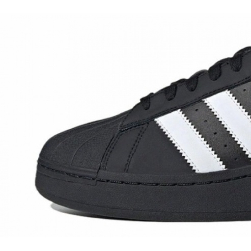 Classic black thick bottom shell toe