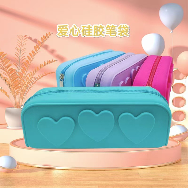 Love Silicona Estuche para lápices Estuche para almacenamiento de belleza Estuche para papelería Bolso de almacenamiento para viajes de ocio al aire libre Logotipo portátil
